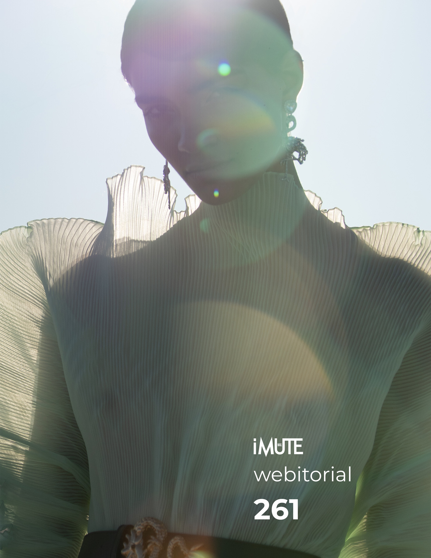 Mare di Mare Divino webitorial for iMute Magazine PHOTOGRAPHER & VIDEO | Nicholas Lattimore MODEL | Zoe Severini @ Q Models STYLIST | Alejandra Muñoz MAKEUP & HAIR | Wakana Ichikawa RETOUCHER | Jonathan Siberon